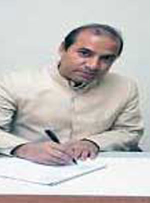 Dr. Hamudur Rahman